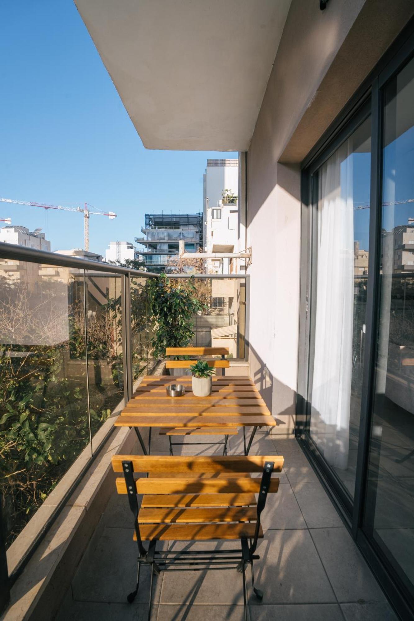 Haim Arlosoroff Residence With Shelter Tel Aviv Exterior photo
